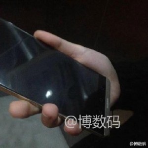 Huawei’s upcoming mate 8 phablet allegedly leaks in pictures