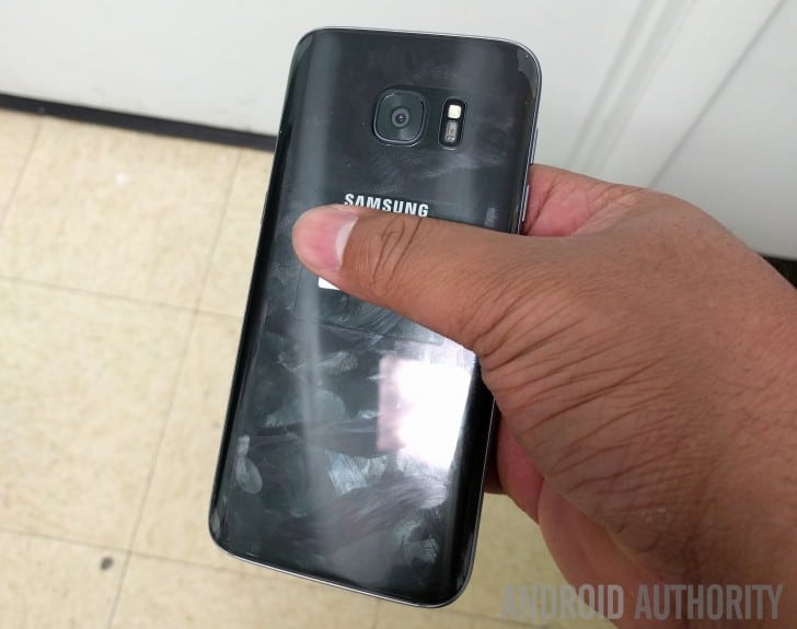 Samsung galaxy s7 specs confirmed, handled on video before announcement