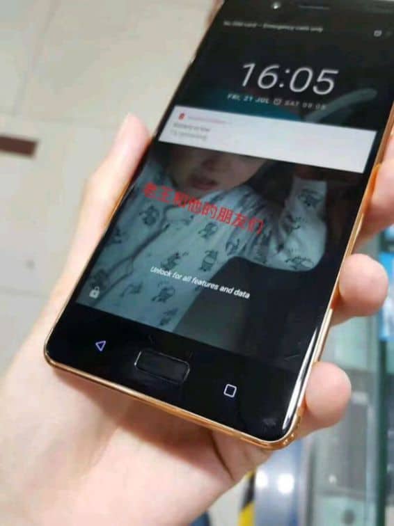Nokia 8 real pictures flowed out in gold-copper colour