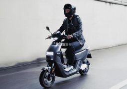 xiaomi molinks electric motorbike with up to 120km millage 2