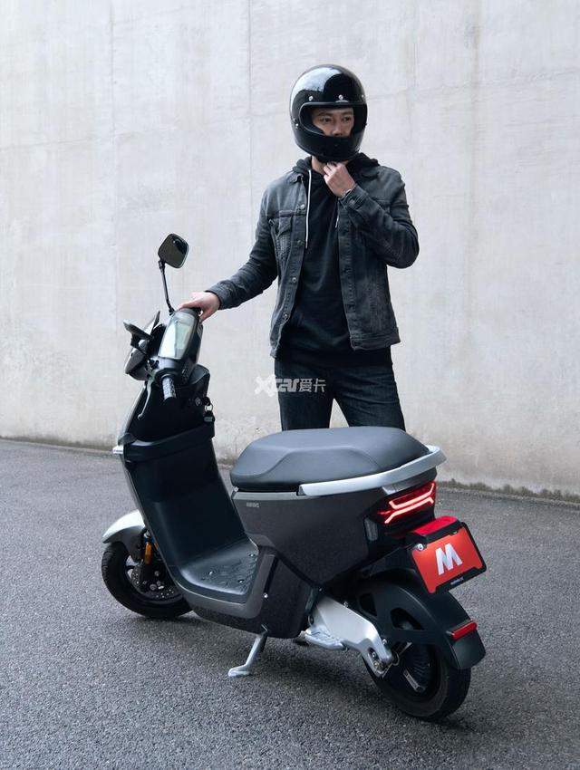 Xiaomi Molinks Electric Motorbike with up to 120km millage